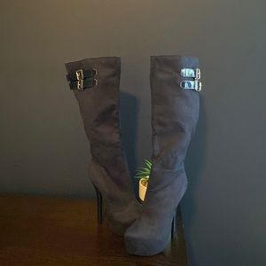 Scene blue faux suede knee boots